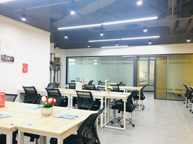 酒店液晶显示屏品牌